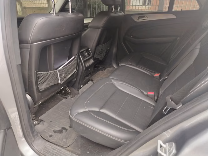  Mercedes-Benz ML400, 2015, 77.850 km.