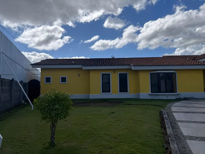 SE RENTA CASA EN LAS COLINAS - Imagen 7