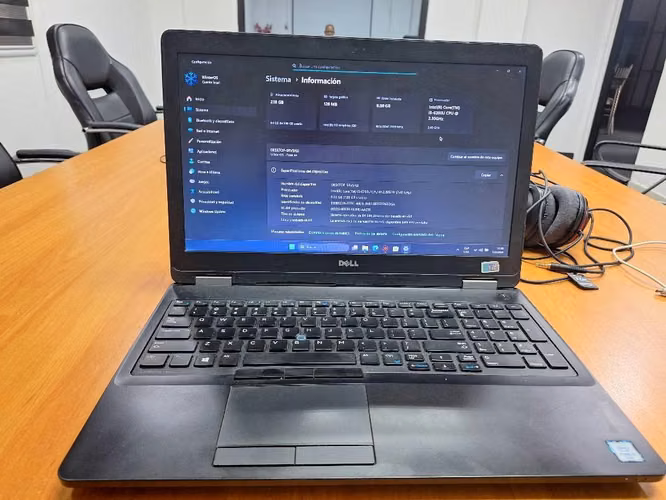 Laptops Dell 15.6" I5 de Sexta Generación