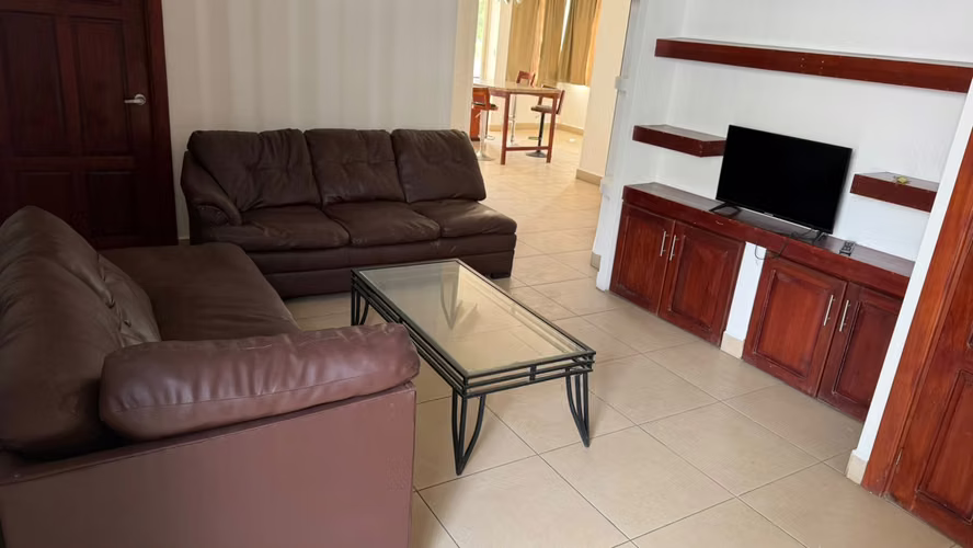 ¡Se renta! apartamento amueblado en sector Lomas del Valle - Imagen 2