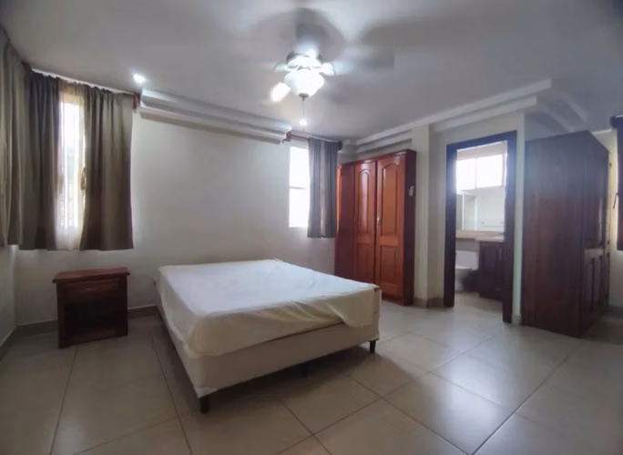 ¡Se renta! apartamento amueblado en sector Lomas del Valle - Imagen 3
