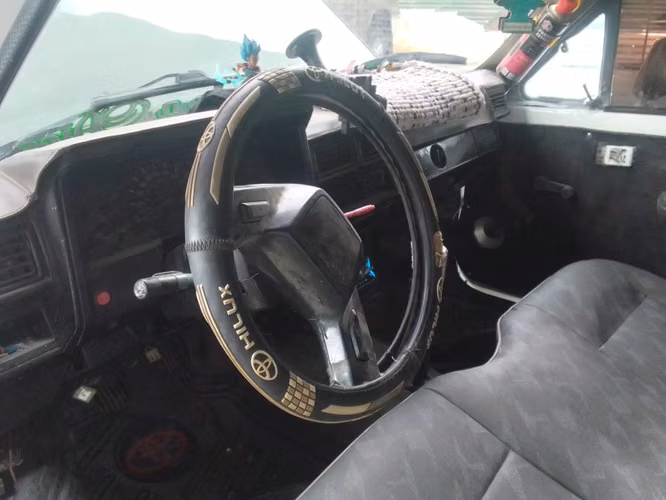 EN VENTA TOYOTA 22R TINA, AÑO 1986.