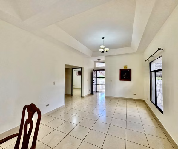 FP- Vendo casa en villa fontana  - Imagen 2