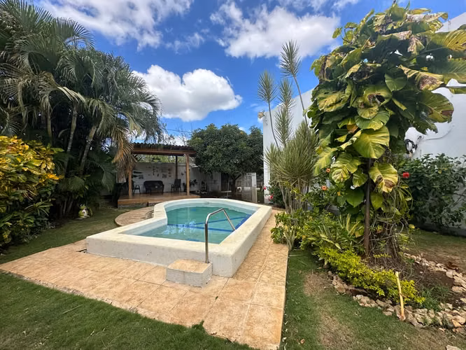 Casa en venta con piscina en Carretera a Veracruz Dentro de residencial  - Imagen 5