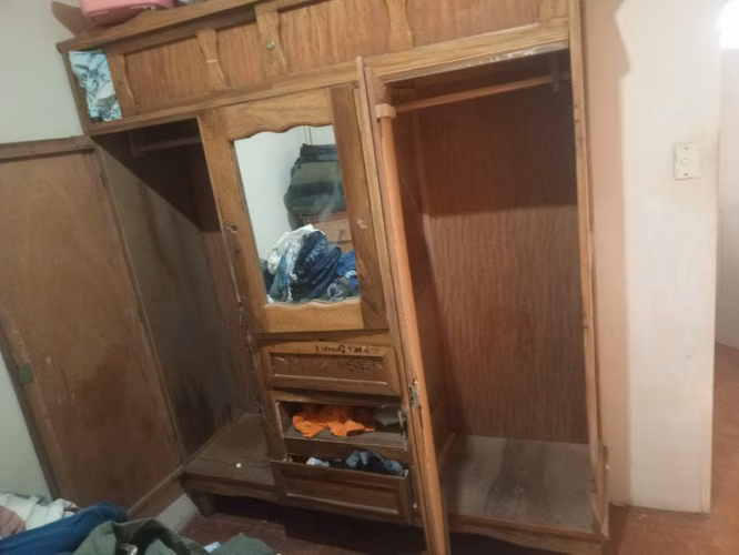 Vendo Ropero Grande Usado