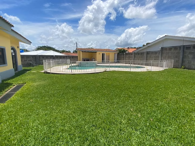 Casa Grande en Renta con Piscina en Las Colinas – Managua - Imagen 10