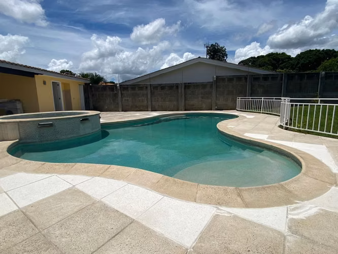 Casa Grande en Renta con Piscina en Las Colinas – Managua - Imagen 11