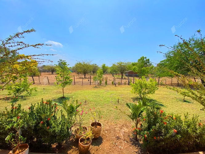Tranquil Homestead on the Outskirts of Leon - Imagen 2