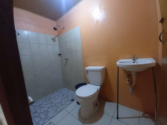 Se alquila habitación en Residencial Rubenia. - Imagen 3