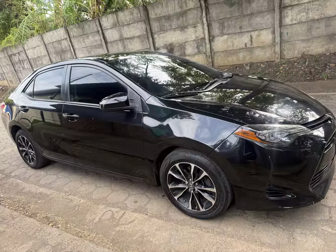 Renta de autos coches sedanes - Imagen 6