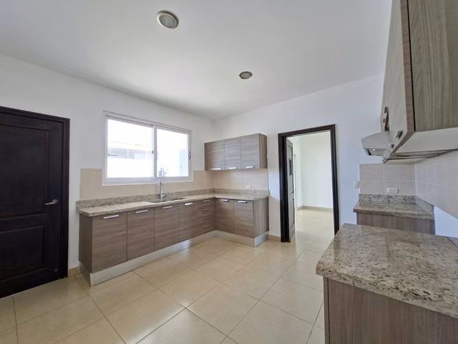 CASA EN VENTA | CAMINO LAS COLINAS,  RESIDENCIAL DONATELLO MANAGUA - Imagen 17