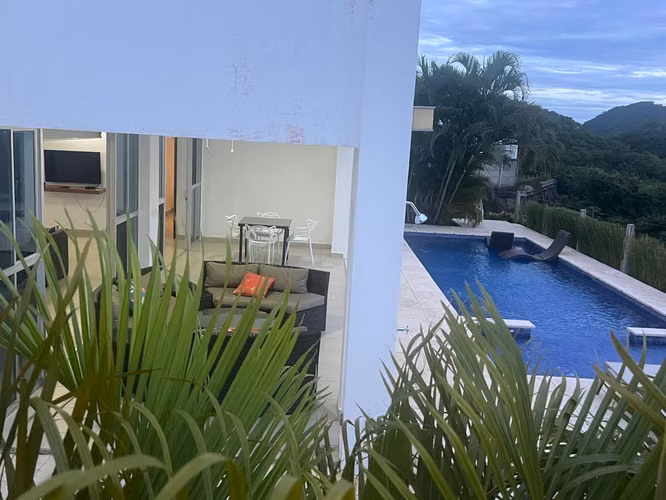 EC- Casa vacacional con espectacular vista a la bahía de San Juan del Sur - Imagen 2