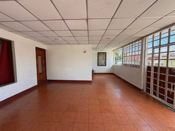 FP- Vendo propiedad en Barrio Santa Rosa - Imagen 5