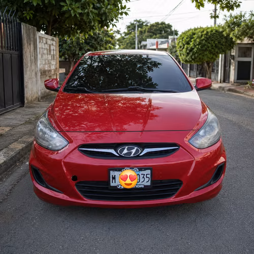 Hyundai Accent Llamar al  