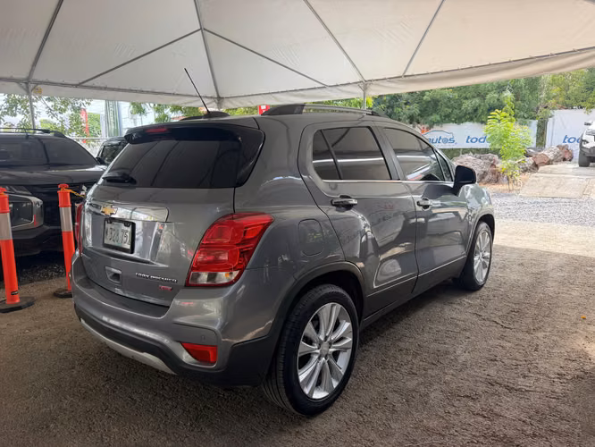 CHEVROLET TRAX PREMIER AÑO 2020 - Imagen 3