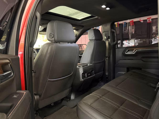 CHEVROLET SILVERADO HIGH COUNTRY AÑO 2023 - Imagen 7