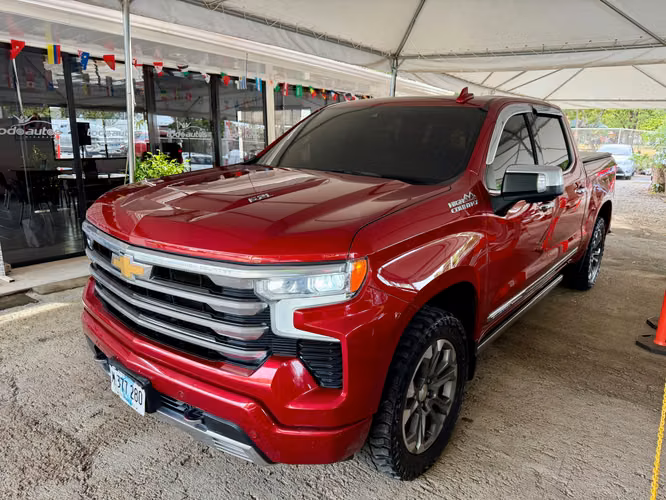 CHEVROLET SILVERADO HIGH COUNTRY AÑO 2023 - Imagen 2