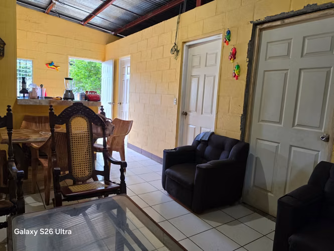 Se vende cómoda Casa en Praderas de Cofradía - Imagen 3