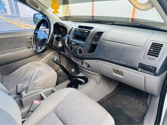 Toyota Hilux - Imagen 3