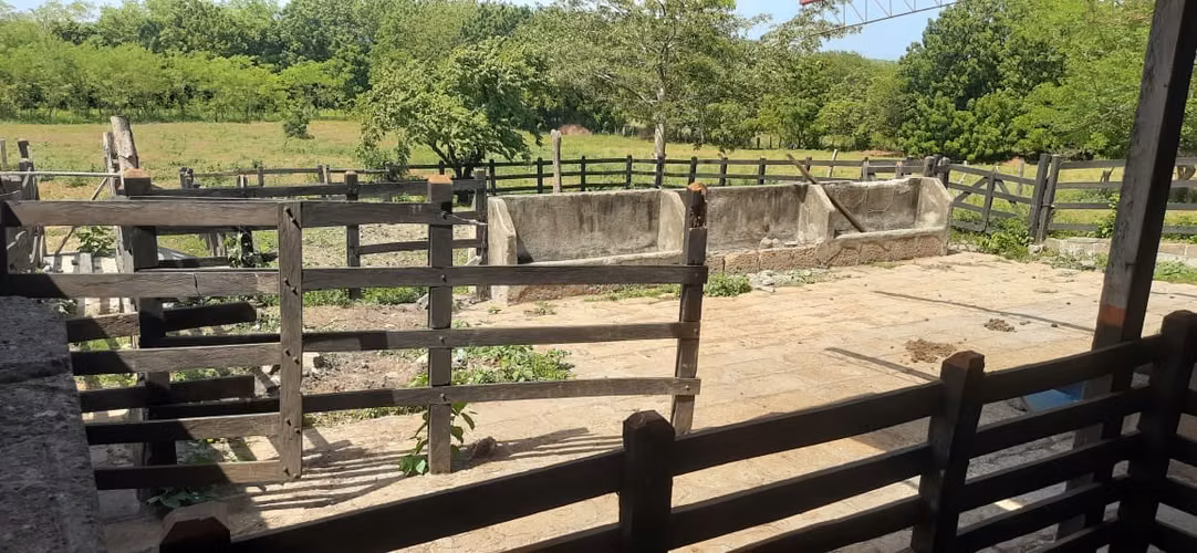 SE VENDE FINCA DE 37 MANZANAS. SAN RAFAEL DEL SUR