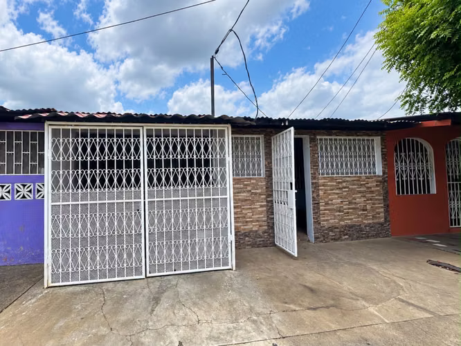 CASA EN VENTA | BATAHOLA SUR, MANAGUA - Imagen 2