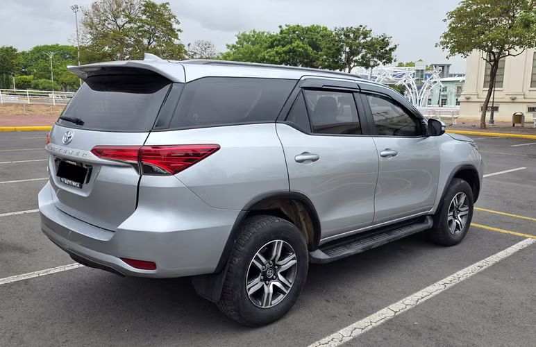 TOYOTA FORTUNER 2022 - Imagen 6