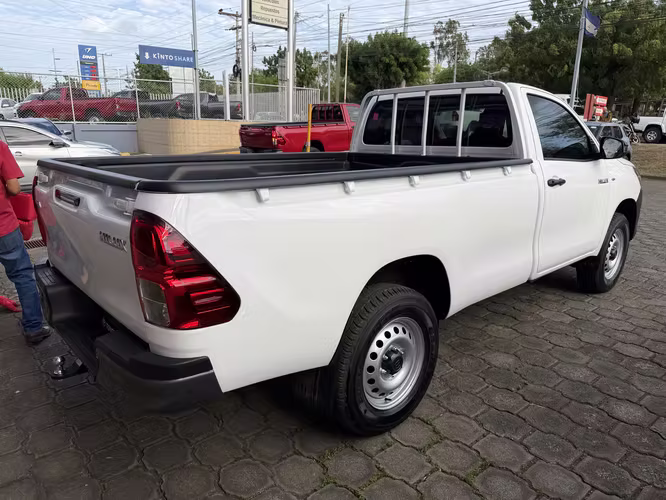 Hilux 2027 - 1Cabina 4x4 NUEVA DE PAQUETE