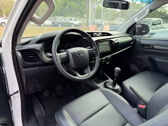 Hilux 2027 - 1Cabina 4x4 NUEVA DE PAQUETE