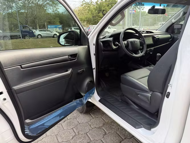 Hilux 2027 - 1Cabina 4x4 NUEVA DE PAQUETE
