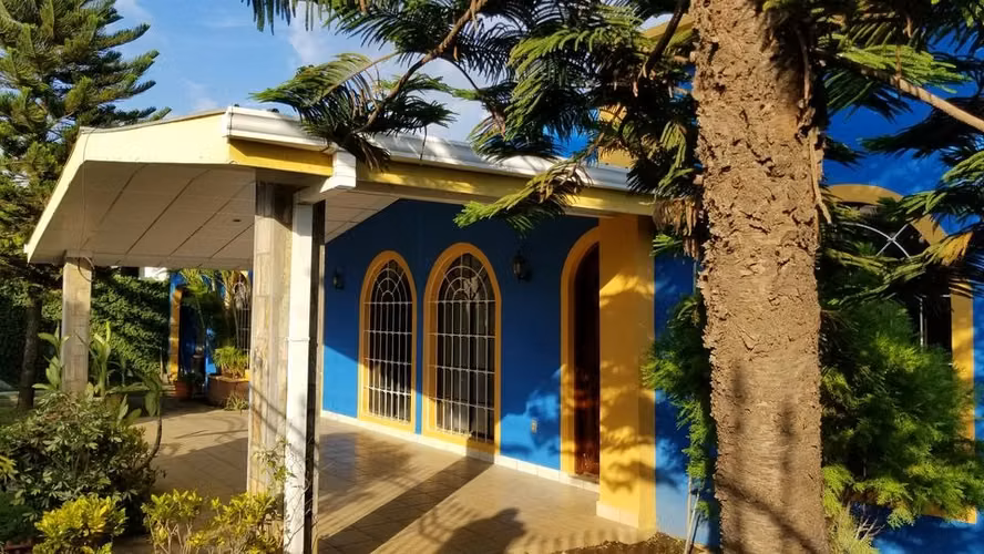 Spacious house in residential Colonia Universidad - Imagen 2