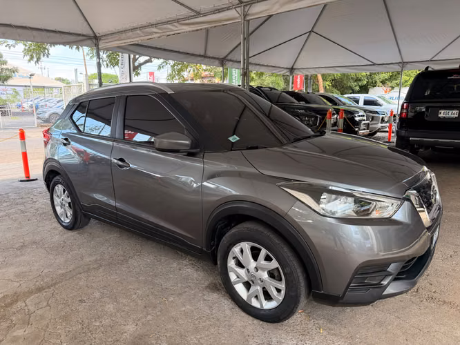 NISSAN KICKS AÑO 2018 - Imagen 2
