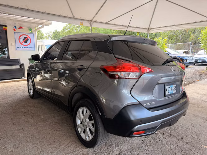 NISSAN KICKS AÑO 2018 - Imagen 3