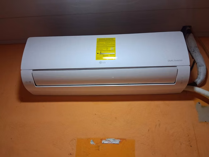 Aire a condicionado LG semi nuevo 