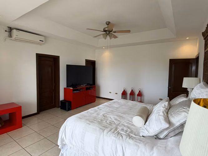 AG. SE VENDE CASA EN RESIDENCIAL ALTOS DE LAS CUMBRES  - Imagen 7