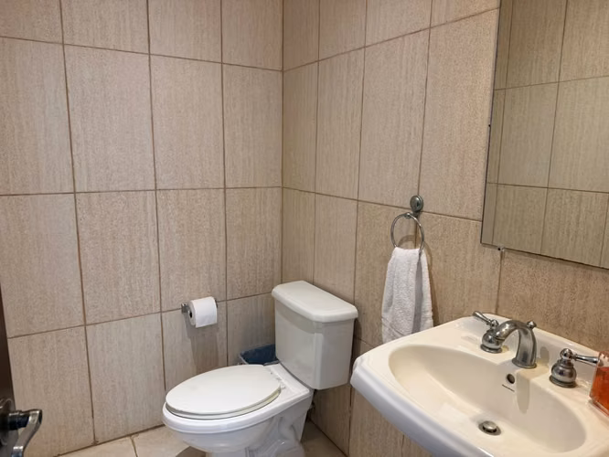 AG. SE VENDE CASA EN RESIDENCIAL ALTOS DE LAS CUMBRES  - Imagen 11