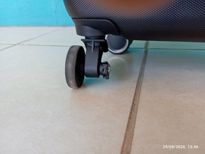  ¡COMBO DE MALETAS TRIPP! Llévese las Dos  - Imagen 3