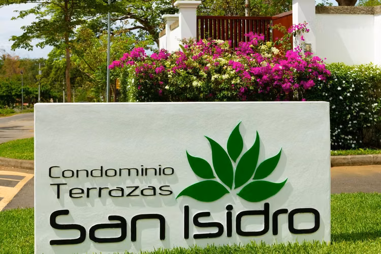 Lote con Plano y Permiso de Construcción. 