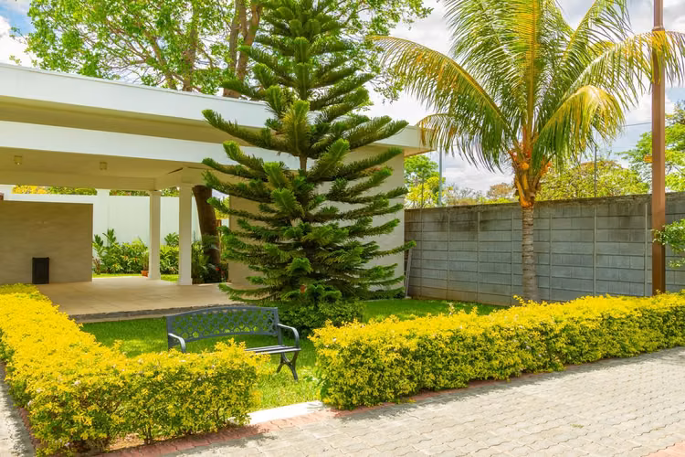 Lote con Plano y Permiso de Construcción. 