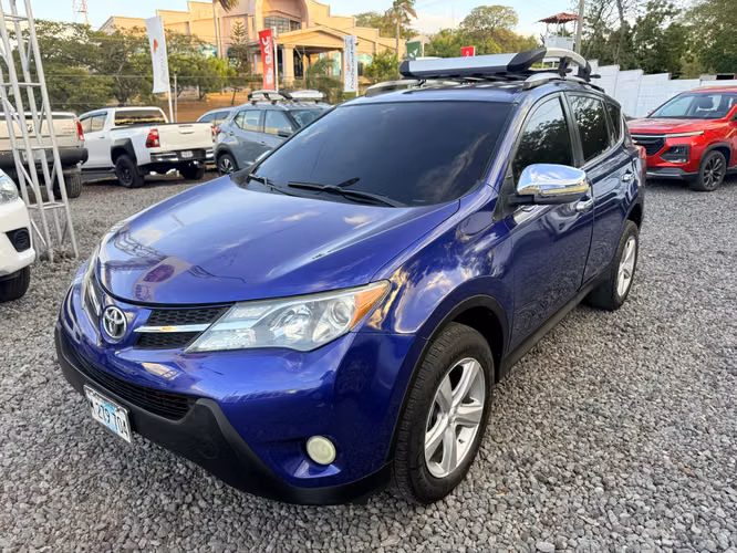 TOYOTA RAV4 AÑO 2014
