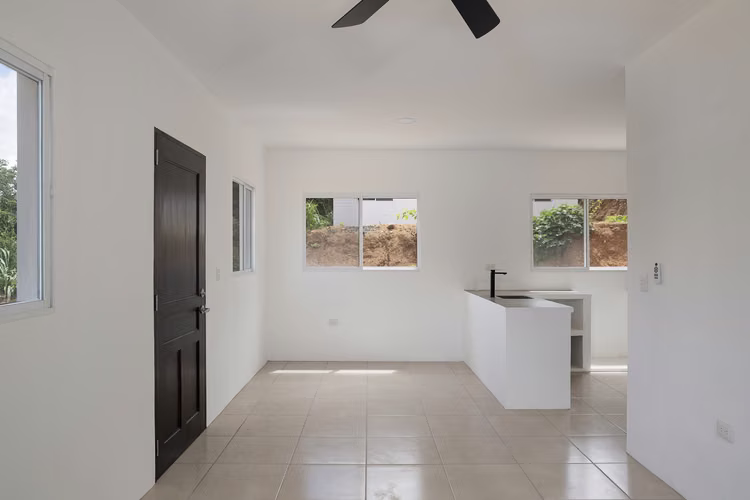 Starter Home near Playa Yankee in San Juan del Sur, Nicaragua  - Imagen 3