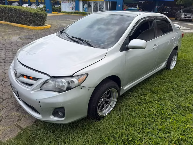 Corolla ""S""  -  2013