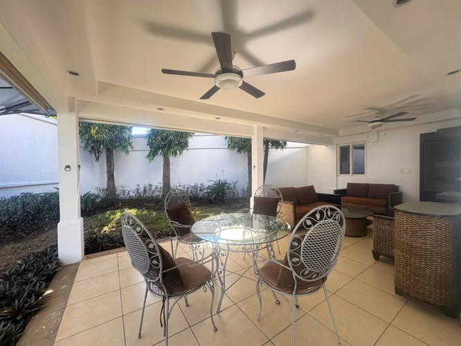 Alquiler de Casa en Las Colinas  - Imagen 5
