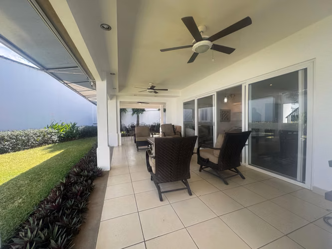 Alquiler de Casa en Las Colinas  - Imagen 4