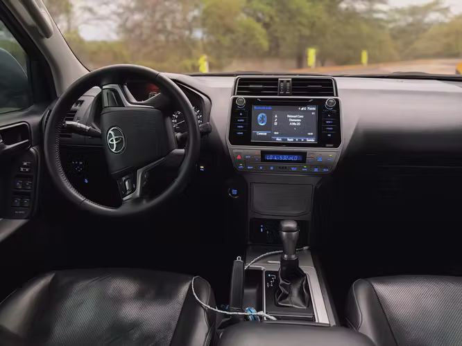 TOYOTA LAND CRUISER PRADO TXL ATM