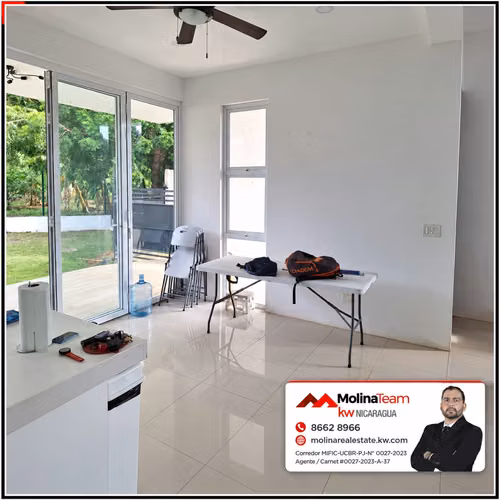 Casa Moderna con Amplio Terreno en Residencial Versalles – US$165,000