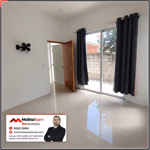 Casa Moderna con Amplio Terreno en Residencial Versalles – US$165,000