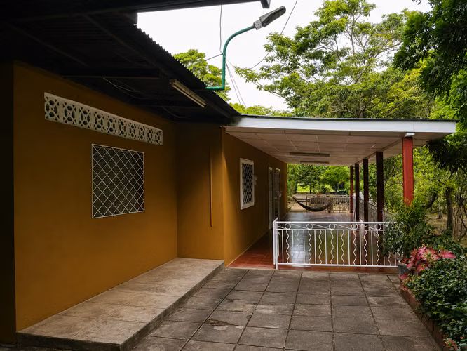 Se vende propiedad con exelentes condiciones 