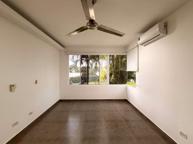 Residencia de 4 habitaciones con piscina en Jardines de Santo Domingo - Imagen 10