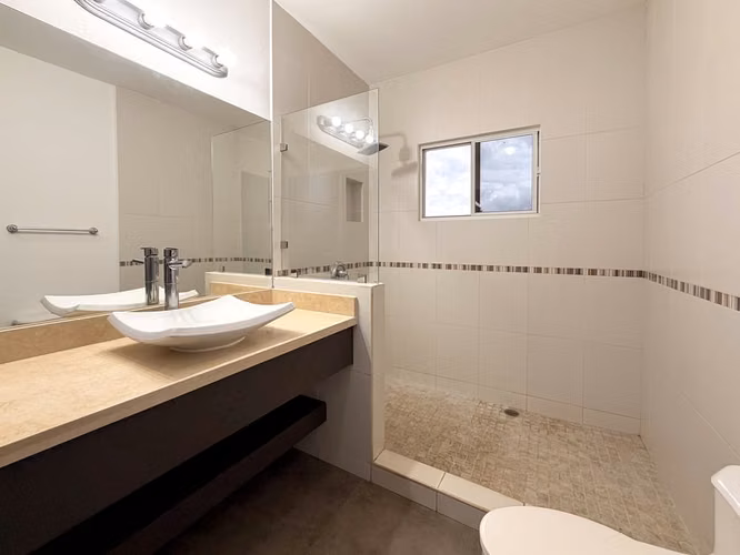 Residencia de 4 habitaciones con piscina en Jardines de Santo Domingo - Imagen 16