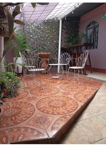 modernada y espaciosa casa en RENTA. 